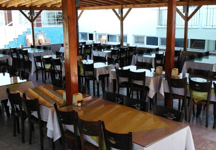בלדיבי Gonul Palace Hotel מראה חיצוני תמונה