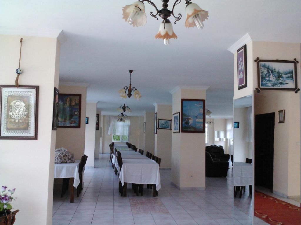 בלדיבי Gonul Palace Hotel מראה חיצוני תמונה
