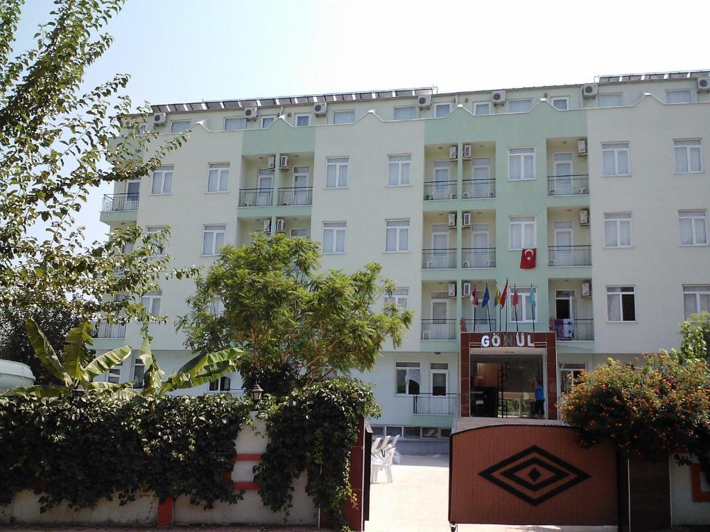 בלדיבי Gonul Palace Hotel מראה חיצוני תמונה