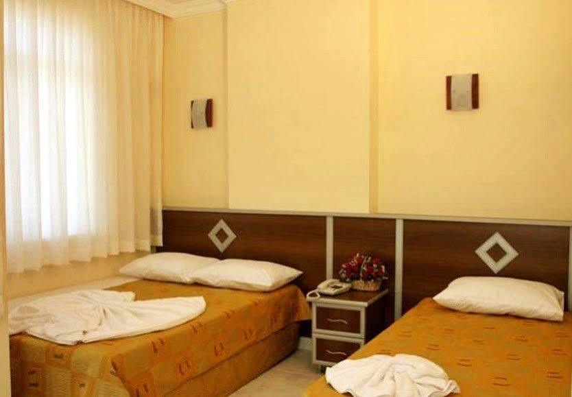 בלדיבי Gonul Palace Hotel מראה חיצוני תמונה